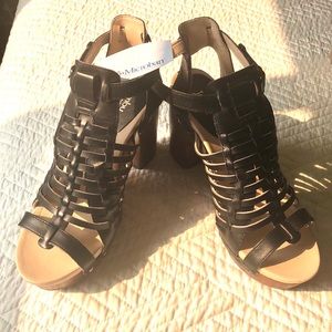Jambu Shoes - Strappy platform sandal with Velcro ankle closure Jambu Shoes - Strappy platform sandal with Velcro ankle closure